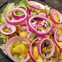 Ensalada de Aquacate y Piña - Avocado and Pineapple Salad